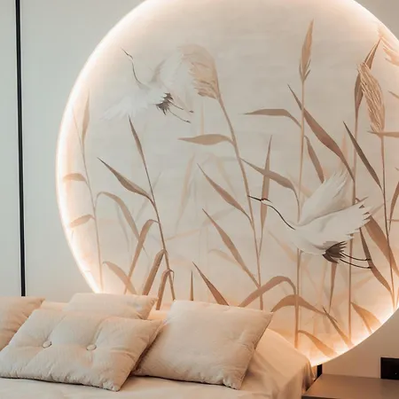 Zyra Seaside Infinity Apartment * Нэводари