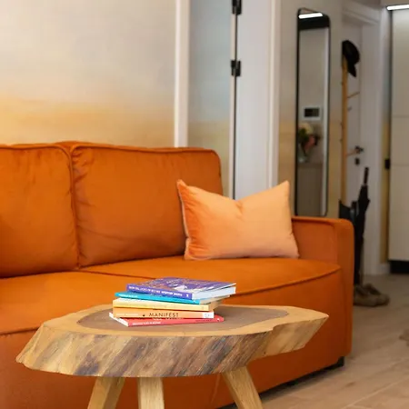 Zyra Seaside Infinity Apartment Апартаменты Нэводари