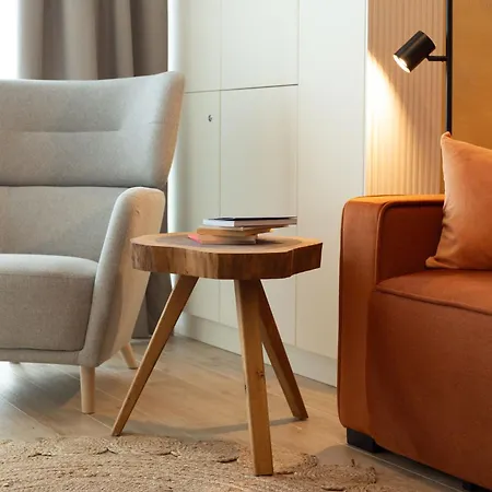 Zyra Seaside Infinity Apartment