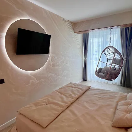 Апартаменты Zyra Seaside Infinity Apartment *