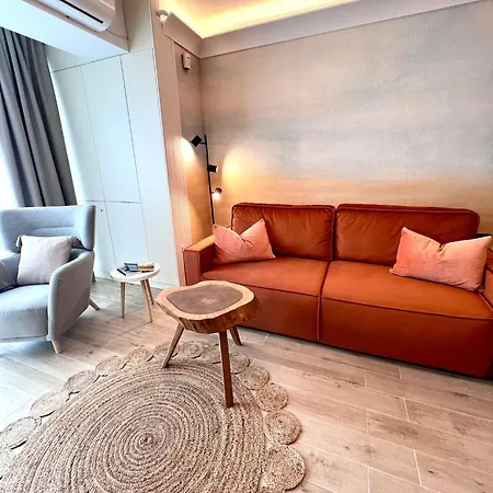Zyra Seaside Infinity Apartment Апартаменты Нэводари